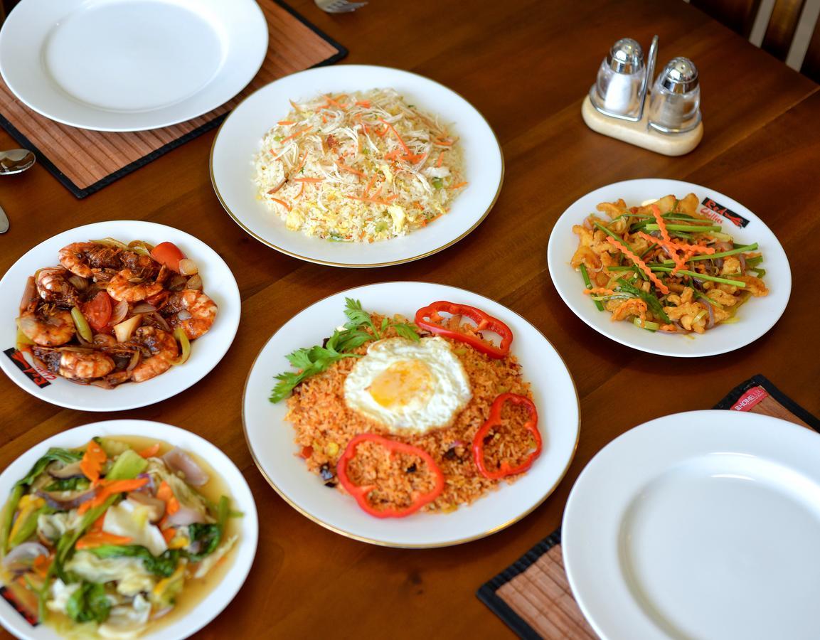 Red Chillies Tourist Inn 캔디 외부 사진